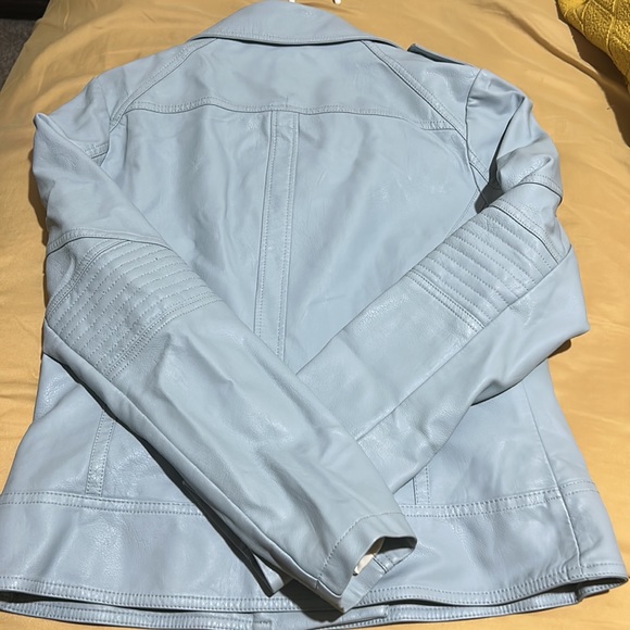 Guess jacket - Picture 3 of 6
